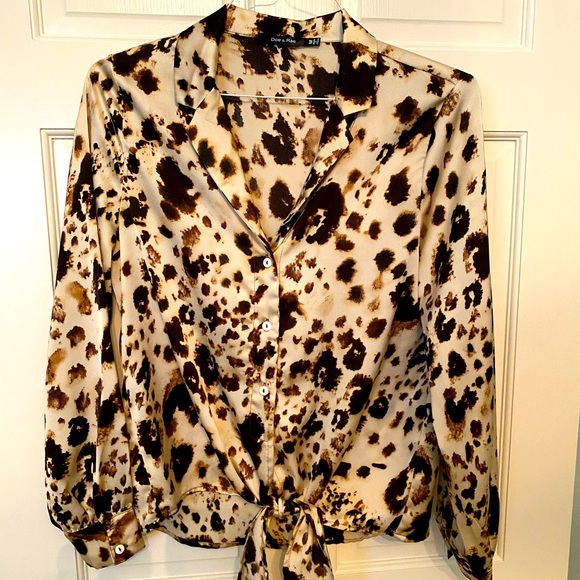 Animal print blouse - Picture 1 of 3